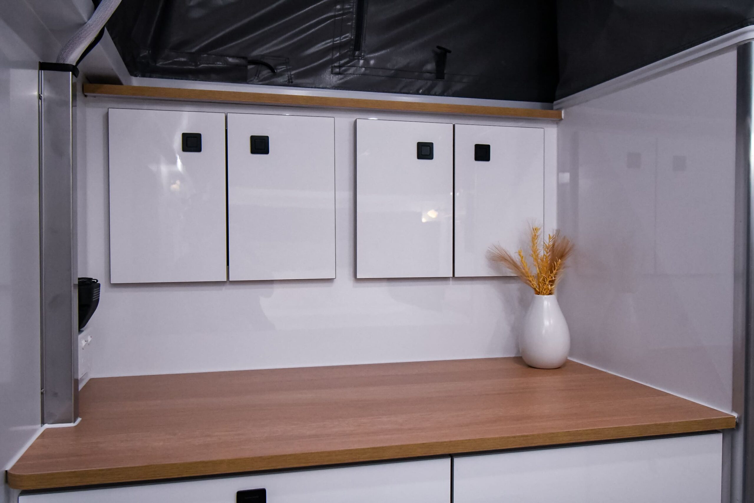 13ft Hybrid Caravan for Couples